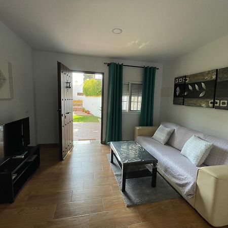 Encantador Apartamento-Centrico-Con Amplio Jardin Τορρεμολίνος Εξωτερικό φωτογραφία